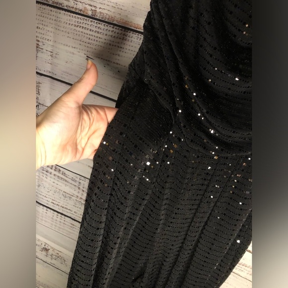 Sequin all over black strapless jumpsuit - Picture 7 of 16